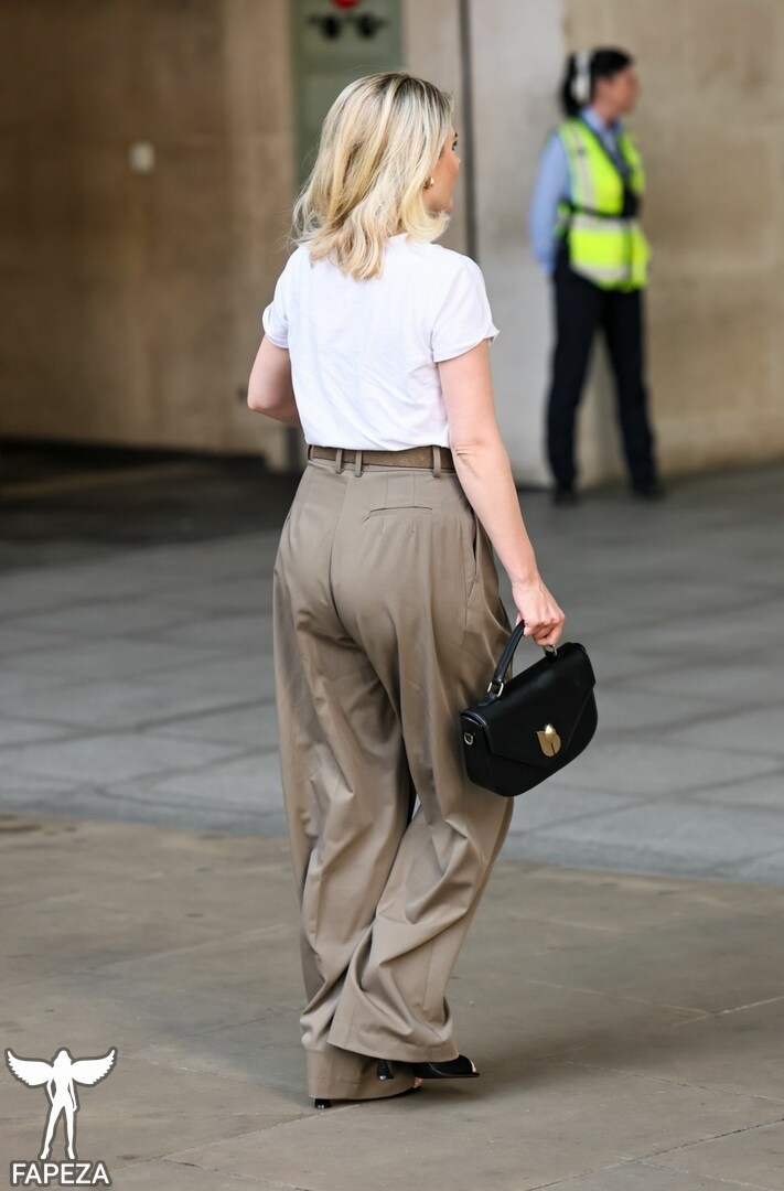 Mollie King