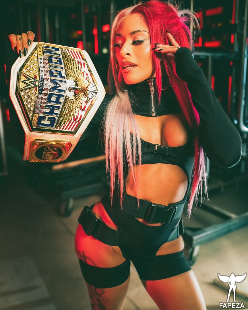 Zelina Vega